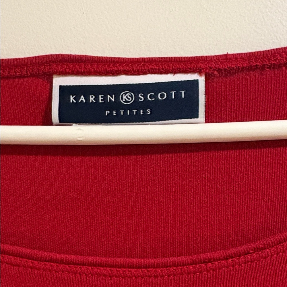 Women’s Petite Large Red Long Sleeve Tee - Picture 2 of 3